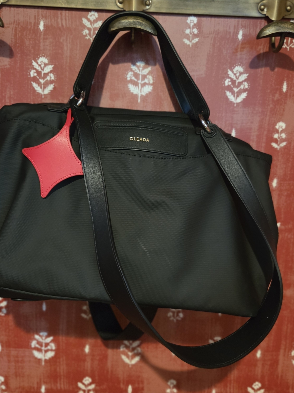 OLEADA Black Laptop Or Travel Tote
